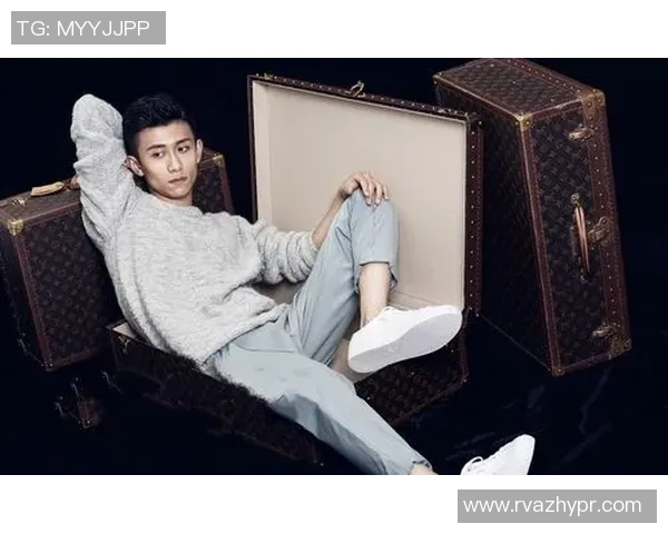 足球明星的魅力与风采是否超越篮球明星的帅气形象探讨